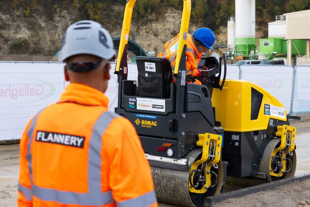 bomag 120 E #3